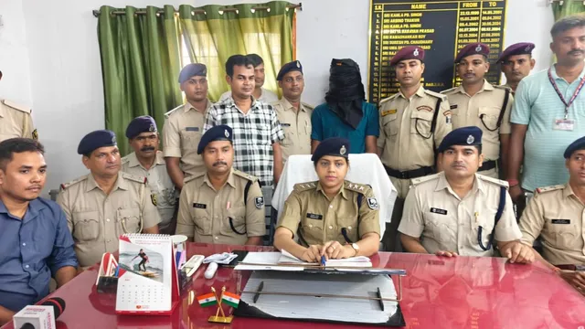 ट्रेन में पुलिस बनकर: करता था यात्रियों से वसूली, वैशाली के नितिन की हत्या के 24 घंटे में रेल पुलिस ने दबोचा ट्रेन में पुलिस बनकर: करता था यात्रियों से वसूली, वैशाली के नितिन की हत्या के 24 घंटे में रेल पुलिस ने दबोचा
