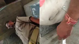 हापुड़ में चेकिंग की आड़ में वसूली। (वीडियो ग्रैब)