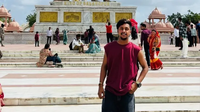 कानपुर में मां के: पास सोए बेटे की संदिग्ध परिस्थितियों में मौत, गले पर मिले चोट के निशान.. कानपुर में मां के: पास सोए बेटे की संदिग्ध परिस्थितियों में मौत, गले पर मिले चोट के निशान..