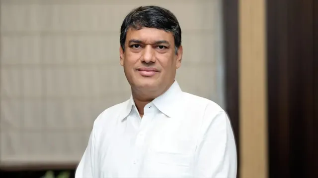 बिना कोडिंग जाने कैसे लिखी जा सकती हैं AI पर 8 किताबें? एक IAS अफसर की कहानी जो हर किसी को हैरान कर देगी
