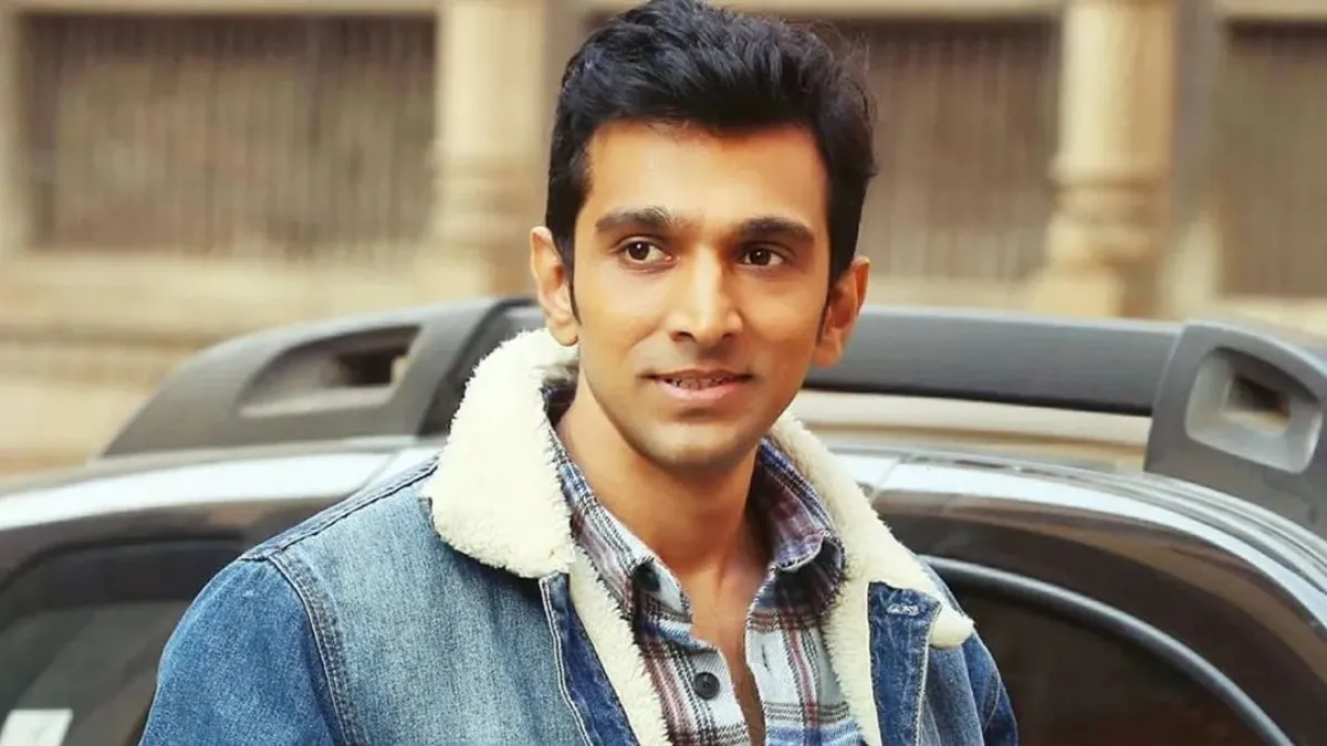 pratik gandhi (1)