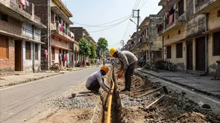रेलवे कॉलोनियों में भी बिछेगी रसाेई गैस की पाइप लाइन।