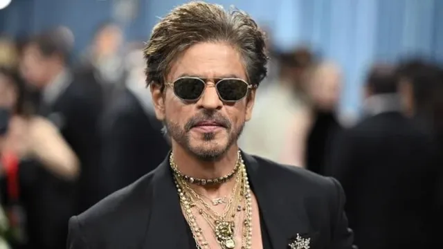 2500 करोड़ कम हुई Shah rukh Khan की नेटवर्थ, फिर भी हैं सबसे अमीर स्टार; अमिताभ-सलमान का नाम भी शामिल