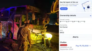 24 सितंबर 2026 तक बस पर 19 चालान हैं, जिन्हें भरा नहीं गया। फोटो: जागरण