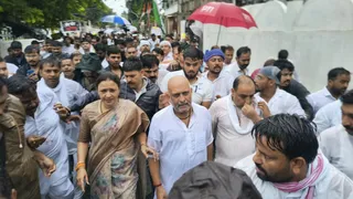 राजेंद्र पाल गौतम और प्रदेश अध्यक्ष अजय राय के नेतृत्व में प्रदर्शन
