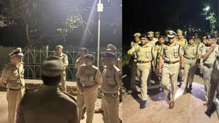 हौजखास डियर पार्क का निरीक्षण करते पुलिस कमिश्नर अनुराग कुमार। सौ- पुलिस