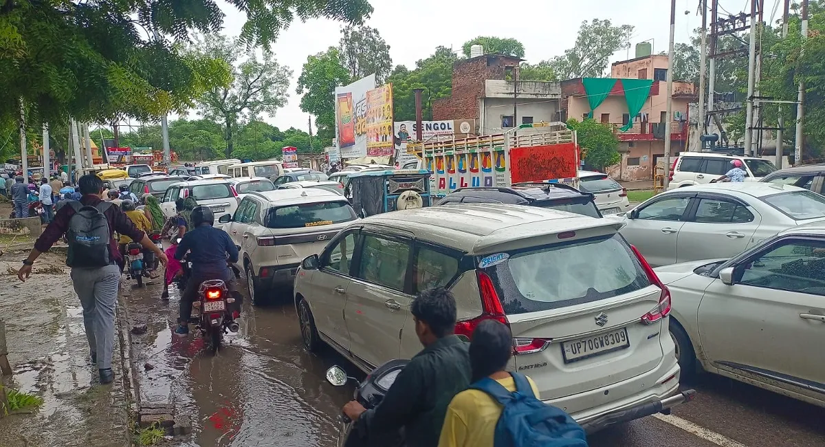 Prayagraj Fafamau Bridge Jam