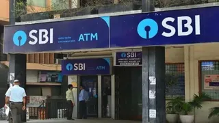 SBI ने 3 दिन के लिए एटीएम शुल्क माफ किया।