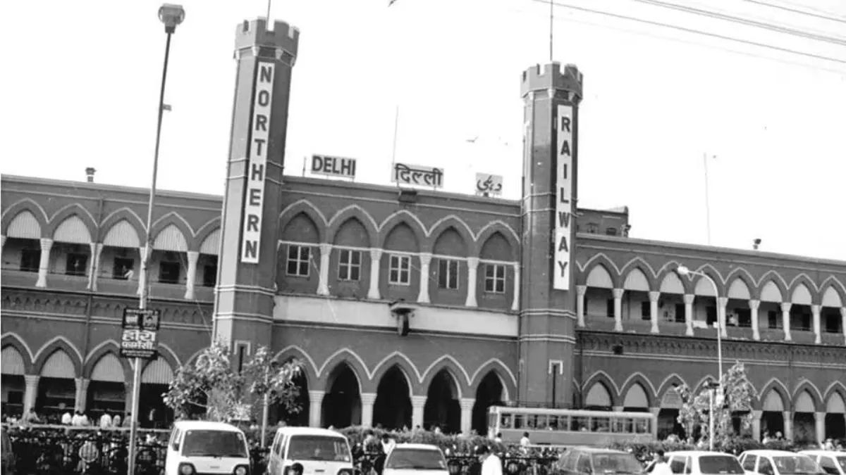 old-delhi-railway-station3