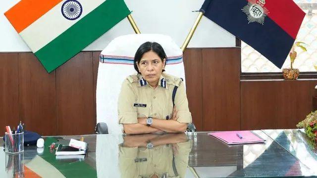 बिहार में नए फुल टाइम DGP की रेस शुरू, प्रीता वर्मा बनी रहेंगी कार्यवाहक डीजीपी
