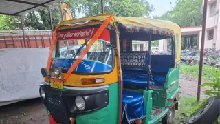 इसी ऑटो में हुई छेड़खानी। फोटो जागरण