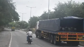 कार्रवाई के दावे हवा-हवाई : सोनारी मरीन ड्राइव पर चार होनहारों की जान जाने के बाद भी बेपरवाह दिखा तंत्र।