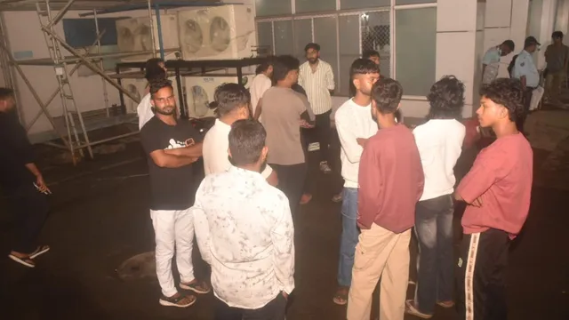जमशेदपुर में पुलिस मुखबिरी के शक में युवक को मारी गोली, बस्ती में तनाव
