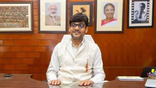 IIS संतोष अजमेरा ने संभाला PIB कोलकाता के एडीजी का पद (जागरण)