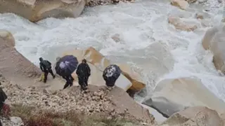 महाराष्ट्र का पर्यटक 130 मीटर गहरी खाई में गिरा