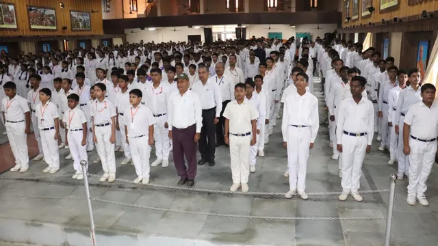 रांची में 150 साल पूरे होने पर विद्या भारती का भव्य आयोजन, एक साथ 75 लाख लोगों ने गाया वंदे मातरम्
