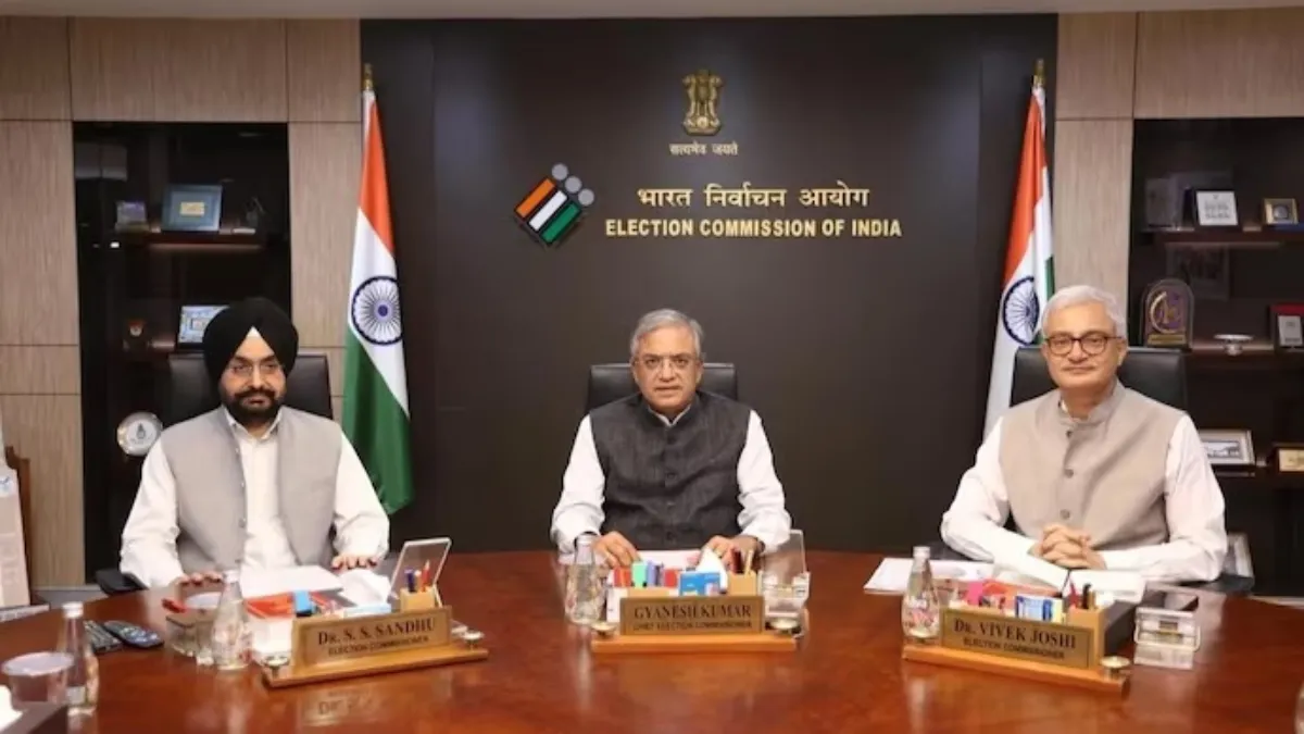 CEC ज्ञानेश कुमार ने दोनों चुनाव आयुक्तों के साथ बैठकर मतभेद की अटकलों को दिया विराम, लिए 7 बड़े फैसले