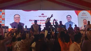 ब्रजेश पाठक का सपा पर हमला: लोहिया रथ पर सवाल, परिवारवाद और यूपी के विकास पर जोर।