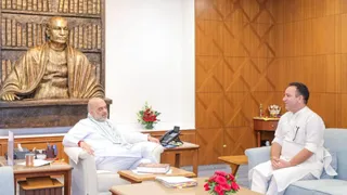राज्य के दर्जे की बहाली पर घमासान के बीच सुनील शर्मा की अमित शाह से मुलाकात।