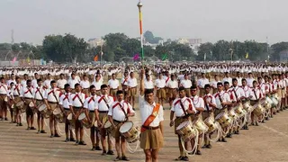 आरएसएस की लगेगी शाखा।