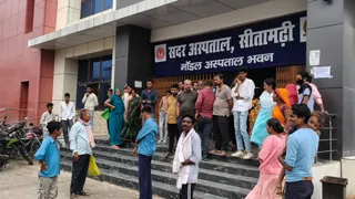 ओपीडी में इलाज नहीं होने से मरीजों को निराशा।