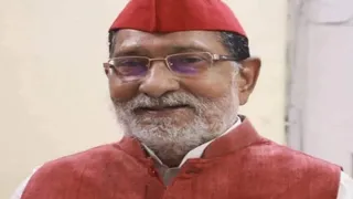समाजवादी नेता राम गोविंद चौधरी का अंतिम सफर बलिया पहुंचा, रविवार को होगा अंतिम संस्कार।