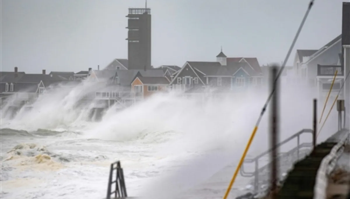 'Nor'easter' storm wreaks havoc in the US (4)