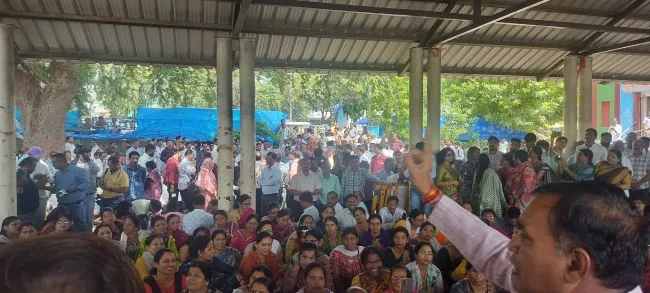 BPL teacher protest NP 213