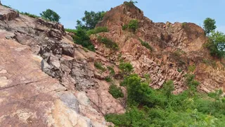 फिर से शुरू होंगे बंद पड़े पत्थर खदान। (जागरण)