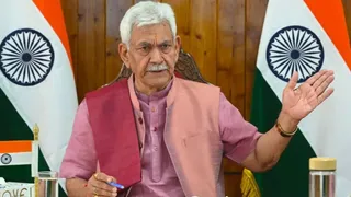 टंगधार के भूमिगत ऑपरेशन थिएटर में चला 'ऑपरेशन दृष्टि'।