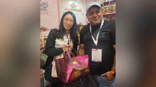 जोया के भुजिया सेव का विदेश में बजा डंका, 6 किलो से शुरुआत और अब मिला 25 लाख का ऑर्डर, यूपी ट्रेड शो में लगा स्टॉल
