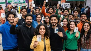 चुनाव आयोग की पहल से हर दिन 50 हजार युवा मतदाता जुड़ रहे (AI जेनेरेटेड)