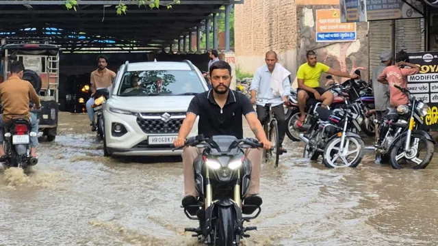 Haryana Weather: हरियाणा में बदला मौसम, यमुनानगर-सोनीपत में हुई बारिश; आज भी कई जिलों में वर्षा का यलो अलर्ट
