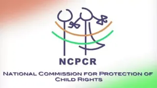किशोर के डूबने की घटना पर दिल्ली बाल अधिकार संरक्षण आयोग (डीसीपीसीआर) ने स्वत: संज्ञान लिया।