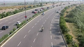 दिल्ली-कोलकाता यात्रा 16-17 घंटे में पूरी होगी (सांकेतिक तस्वीर)