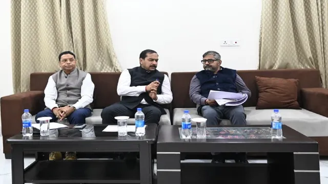 Hemant Soren के बरहेट में SIR की पड़ताल, चुनाव आयोग के सचिव बोले- योग्य का नाम न छूटे, अपात्र न जुड़े
