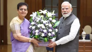रेखा शर्मा ने प्रधानमंत्री मोदी से की मुलाकात।