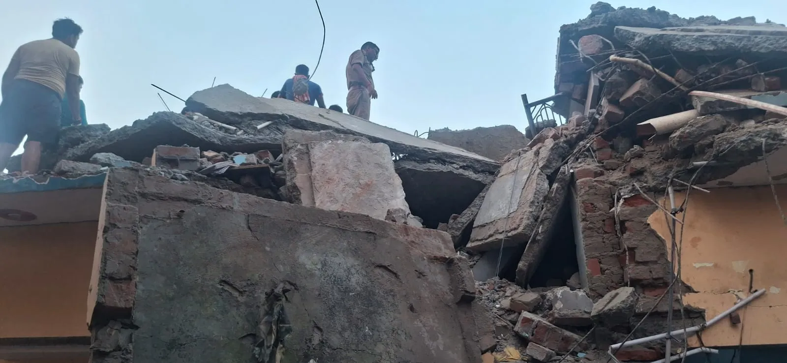 gas cylinder explosion in fatehpur gas cylinder explosion in fatehpur