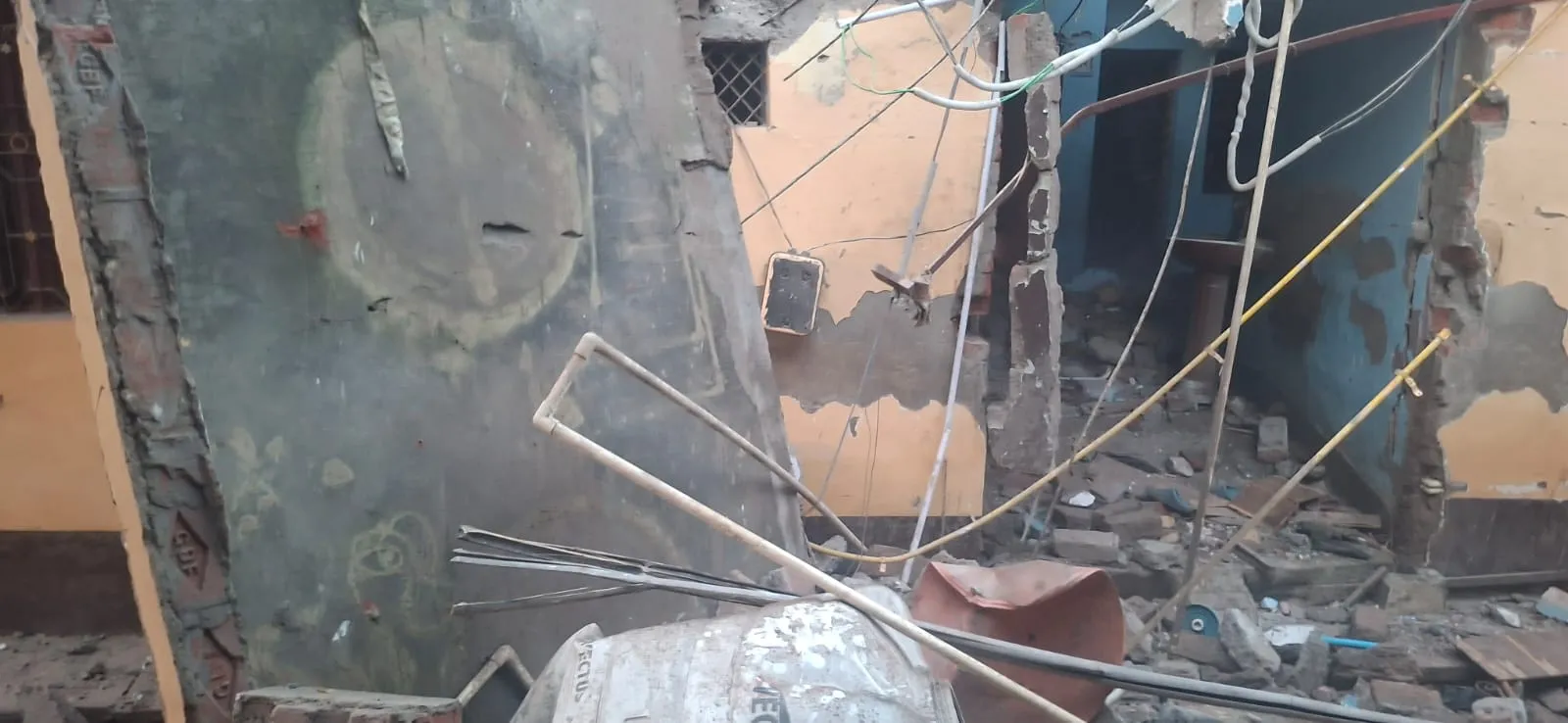 gas cylinder explosion in fatehpur gas cylinder explosion in fatehpur