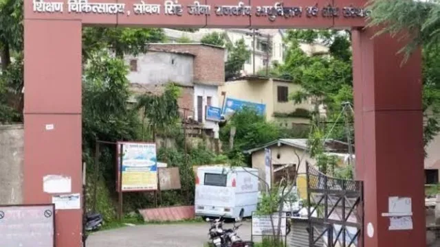 हेडफोन का अत्यधिक उपयोग बना कानों के लिए गंभीर खतरा, बढ़ रहे इस बीमारी के मरीज 
