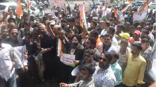 कांग्रेस कार्यकर्ताओं ने मतदाता सूची में गड़बड़ियों और अनावश्यक नोटिस भेजे जाने के खिलाफ प्रदर्शन किया।