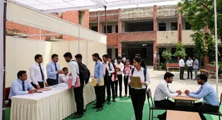 इस फोटो को AI के माध्यम से तैयार किया गया है।
