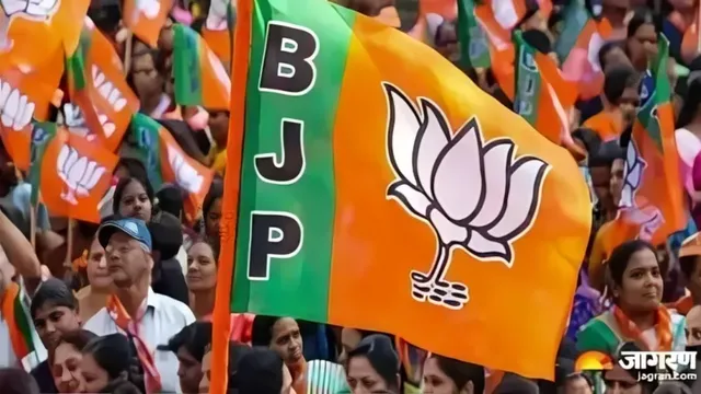 राज्यसभा के लिए भाजपा ने खरीदे आठ नामांकन पत्र, इन दिग्गज नेताओं के नाम को लेकर चर्चाओं का बाजार गर्म
