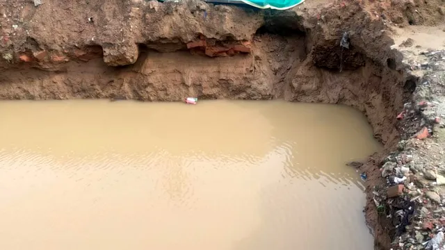 शाहजहांपुर जंक्शन पर बड़ा हादसा: अमृत भारत योजना के गड्ढे में डूबकर युवक की मौत, सुरक्षा पर उठे गंभीर सवाल