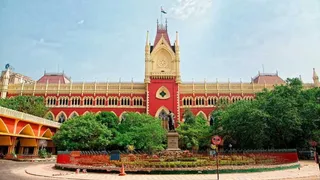 हाई कोर्ट ने CBI को सुप्रीम कोर्ट जाने को कहा।