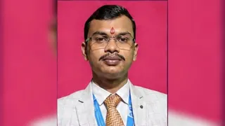 Madhepura Fraud Fake Officer Anganwadi School Cyber Crime: फर्जी अधिकारी अभिषेक सहनी।