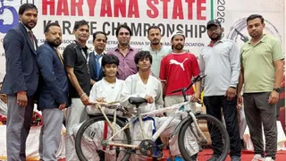स्टेट कराटे चैंपियनशिप में भिवानी के खिलाड़ियों ने जीते 23 पदक।