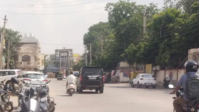 राष्ट्रपति द्रोपदी मुर्मू के छोटे भाई तारिणीसेन टुडू क्यों पहुंचे नारनौल? फिर खाटू श्याम धाम के लिए हुए रवाना
