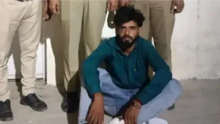 पुलिस की गिरफ्त में आरोपी। फोटो: हरियाणा पुलिस