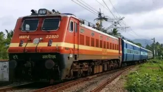 अंबिकापुर-हजरत निजामुद्दीन एक्सप्रेस अब सप्ताह में दो दिन चलेगी। फोटो: आर्काइव